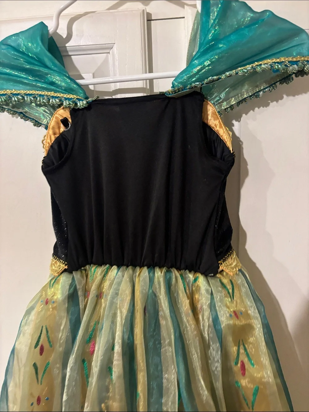 Disneys Anna Coronation Dress Green and Black Princess Costume Dress Sz 5/6